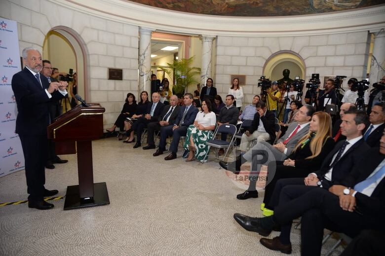 Canal de Panamá cobrará por el uso de agua dulce; buscan garantizar la disponibilidad del recurso hídrico