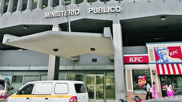 Auditores de la Contraloría rinden declaración por caso IMA