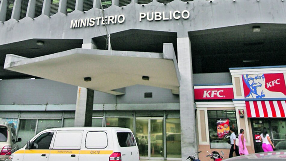 Auditores de la Contraloría rinden declaración por caso IMA