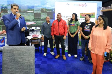 Maduro dice que a Trump que le ‘iría mejor con el mundo’ si atendiera los temas de Estados Unidos