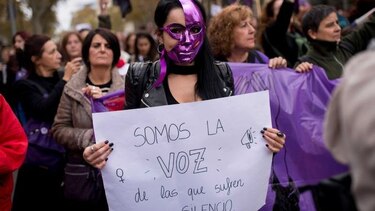 Miles de manifestantes en España contra la violencia machista