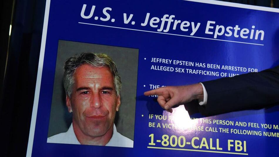 Cómo el caso Epstein está dividiendo a los simpatizantes de Trump que creen en teorías conspirativas