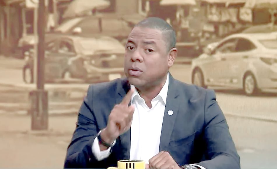 Reaparece el alcalde de Colón y pide al Ejecutivo cumplir la Ley 32 que garantiza ingresos al municipio