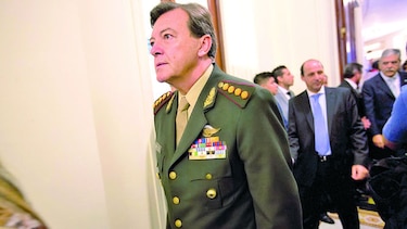 Encausan a exjefe del ejército argentino