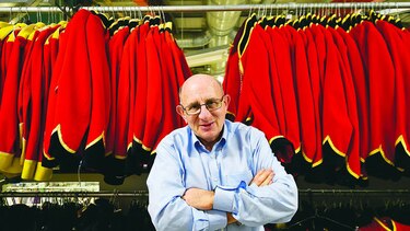 Honran a empresa que hizo vestuario de cintas famosas