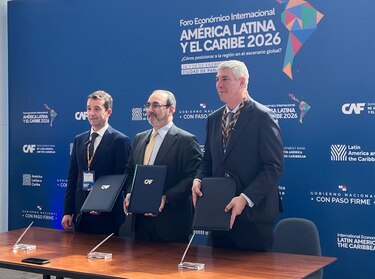 Desde Panamá, CAF e Indra sellan alianza para modernizar servicios públicos en América Latina