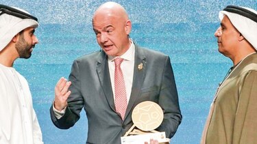 La FIFA insiste en 48 equipos para 2022