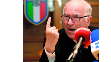 El líder de la federación italiana no sigue más