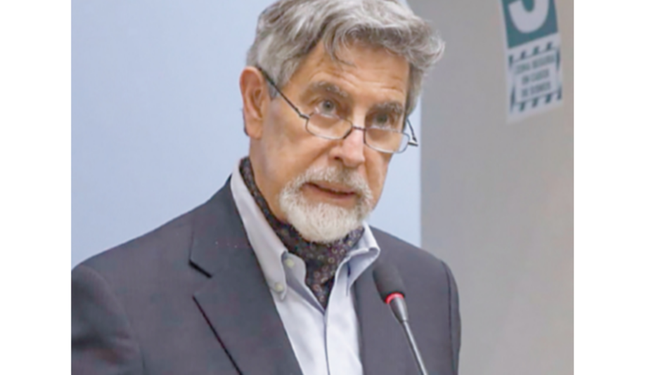 Fiscalía investiga a Merino por muertes