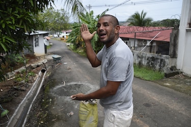 Vale Digital: hablan residentes de Cerro Silvestre, la comunidad donde el gobierno ensayó el programa social