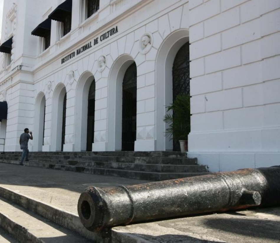 Ministerio de Cultura espera reconsideración presupuestaria para renovar contratos de maestros