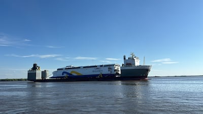 El buque 100 % eléctrico que unirá a Colonia y Buenos Aires ya se encuentra en Uruguay