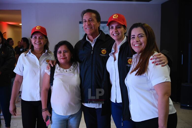 Cúpula del Molirena elige parte de sus candidatos para los comicios generales