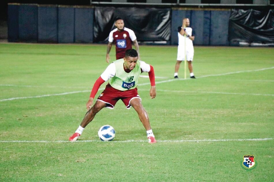 Panamá ya vela armas para enfrentar a El Salvador