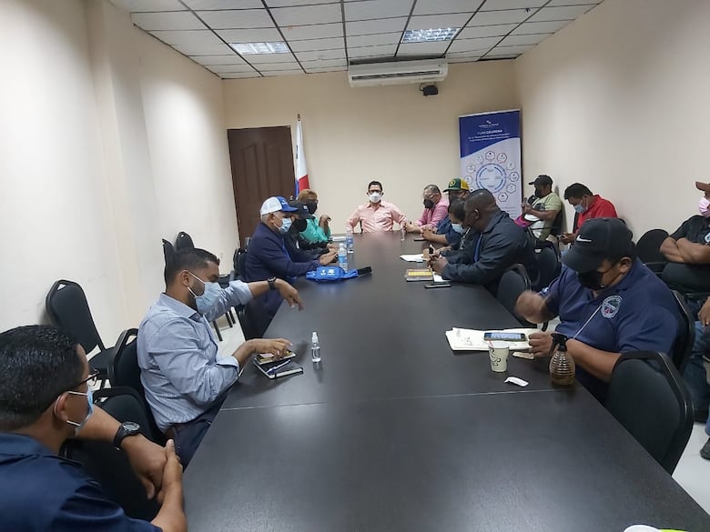 Obreros bananeros bloquean principales vías de Changuinola, Bocas del Toro