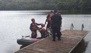 Se busca a venezolano desaparecido en lago de Cerro Azul