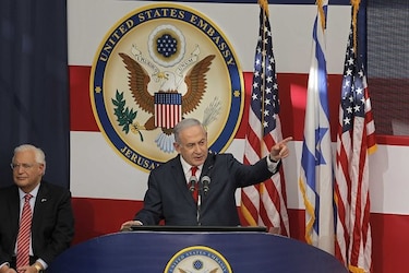 Estados Unidos abre su embajada en Jerusalén en medio de un baño de sangre