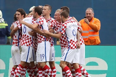 Croacia supera 1-0 a Kosovo en partido pendiente tras lluvia