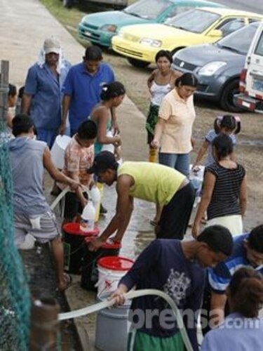 Centro de Emergencias apoyará en crisis del agua, anuncia Varela