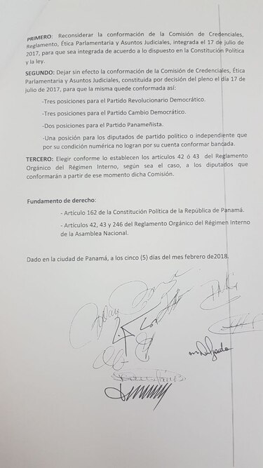 PRD propone desmantelar la Comisión de Credenciales