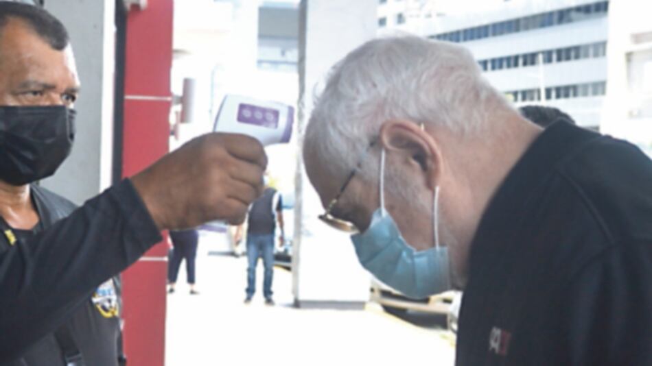 El Imelcf examinó a Ricardo Martinelli