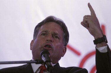 Navarro confirma que este domingo dará a conocer a vicepresidente