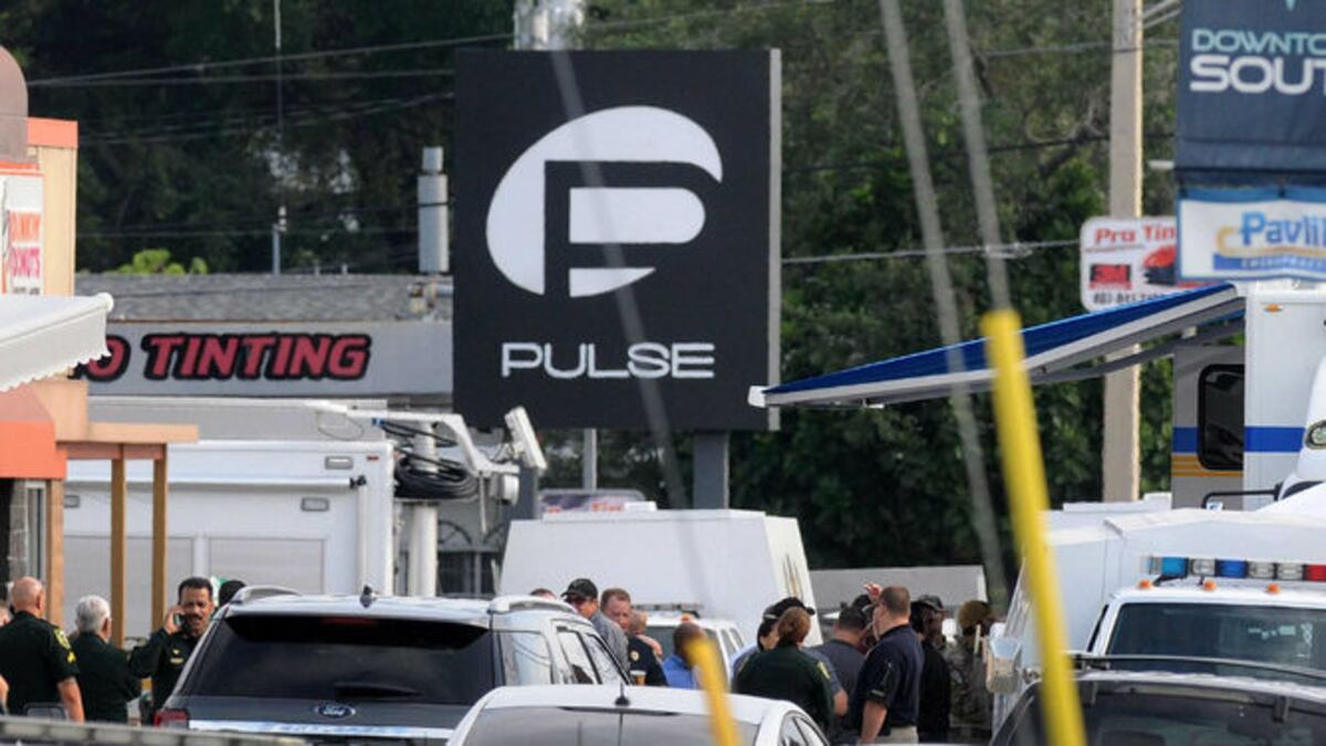Orlando: 50 muertos y 53 heridos en balacera