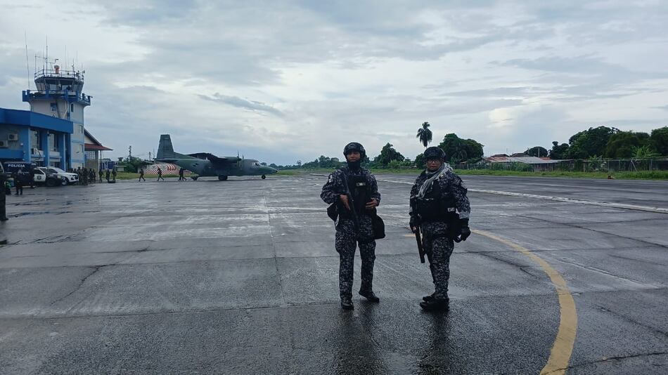Fuerza pública toma control del Aeropuerto de Changuinola, en Bocas del Toro