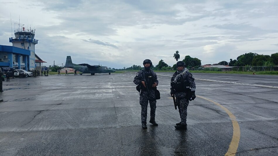 Fuerza pública toma control del Aeropuerto de Changuinola, en Bocas del Toro