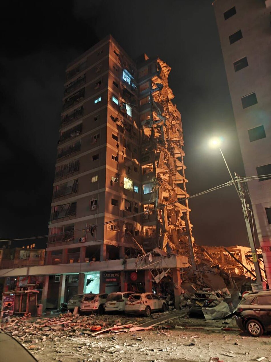 Irán lanza una nueva oleada de proyectiles sobre Israel, que anuncia bombardeos en Teherán