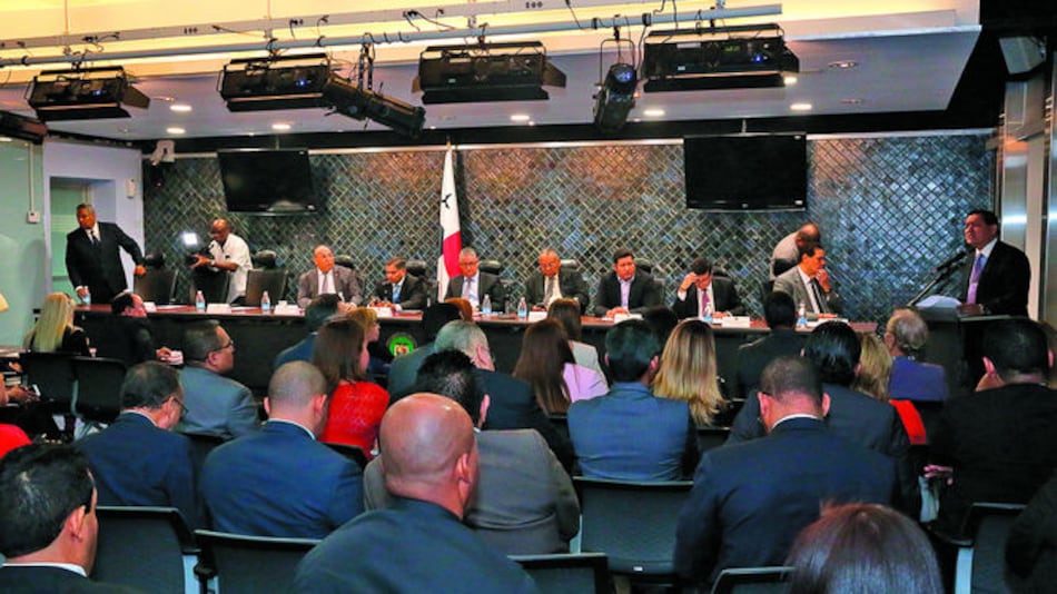 Asamblea Nacional comienza el proceso de ratificación de candidatas a la Corte Suprema