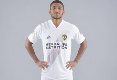 El LA Galaxy compra al panameño Carlos Harvey