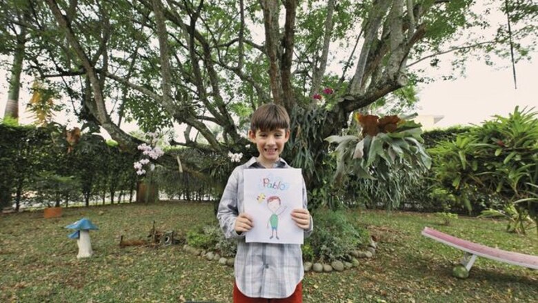 En la mente de Pablo, un niño con autismo