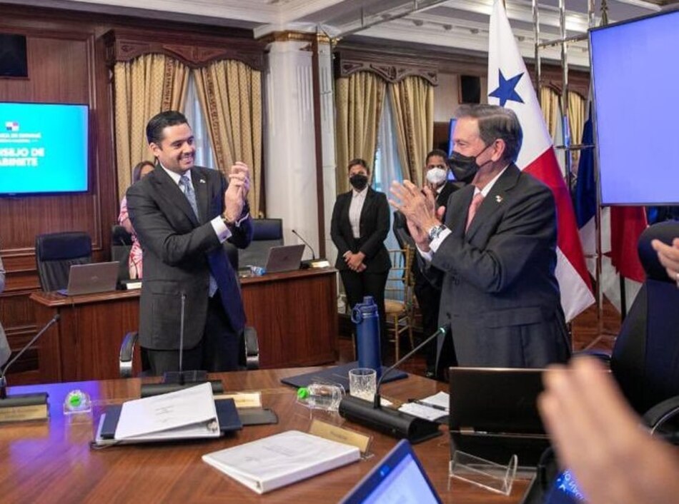 Vicepresidente Carrizo renuncia al cargo de ministro de la Presidencia