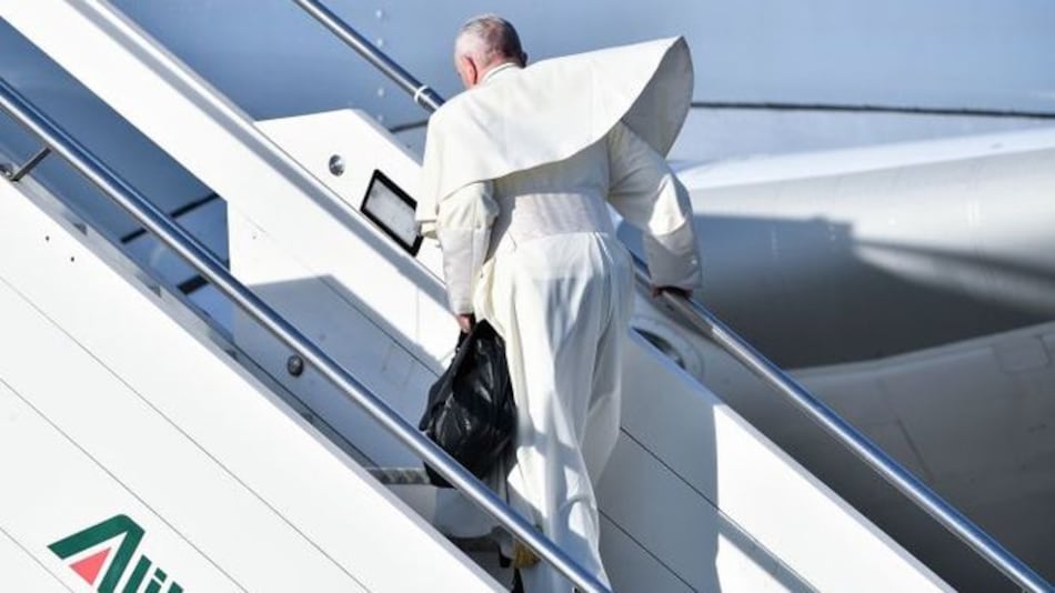El papa Francisco visita Panamá en pleno debate sobre muro fronterizo