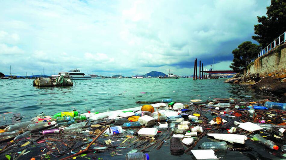 El plástico se adueña del mar