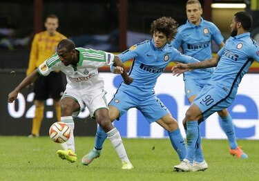 Inter y Sevilla empatan, pero siguen de líderes en la Liga Europa