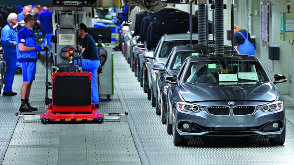 UE quiere más carros eléctricos