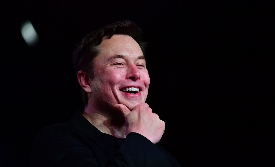 Los seguidores de Elon Musk en Twitter decidieron que debe vender 10% de sus acciones Tesla