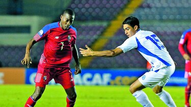 Bolillo llama a dos jugadores de la LPF para eliminatorias