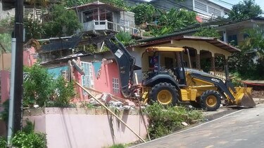 Empieza la demolición de viviendas en Samaria