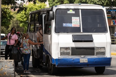 Estados Unidos flexibiliza temporalmente controles financieros a Venezuela para facilitar ayuda