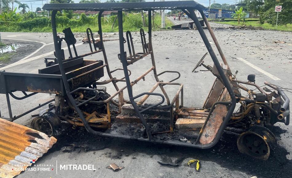 Vandalizan sede del Mitradel en Bocas del Toro