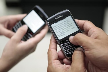 Teléfonos ‘inteligentes’ no escapan a la astucia de los piratas