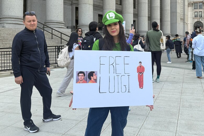 Luigi Mangione se declara ‘no culpable’ de cargos federales por asesinato