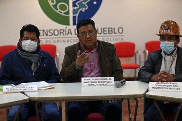Cocaleros se acercan a La Paz y Gobierno boliviano pide una ‘formalidad’ para dialogar