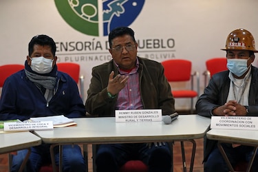 Cocaleros se acercan a La Paz y Gobierno boliviano pide una ‘formalidad’ para dialogar
