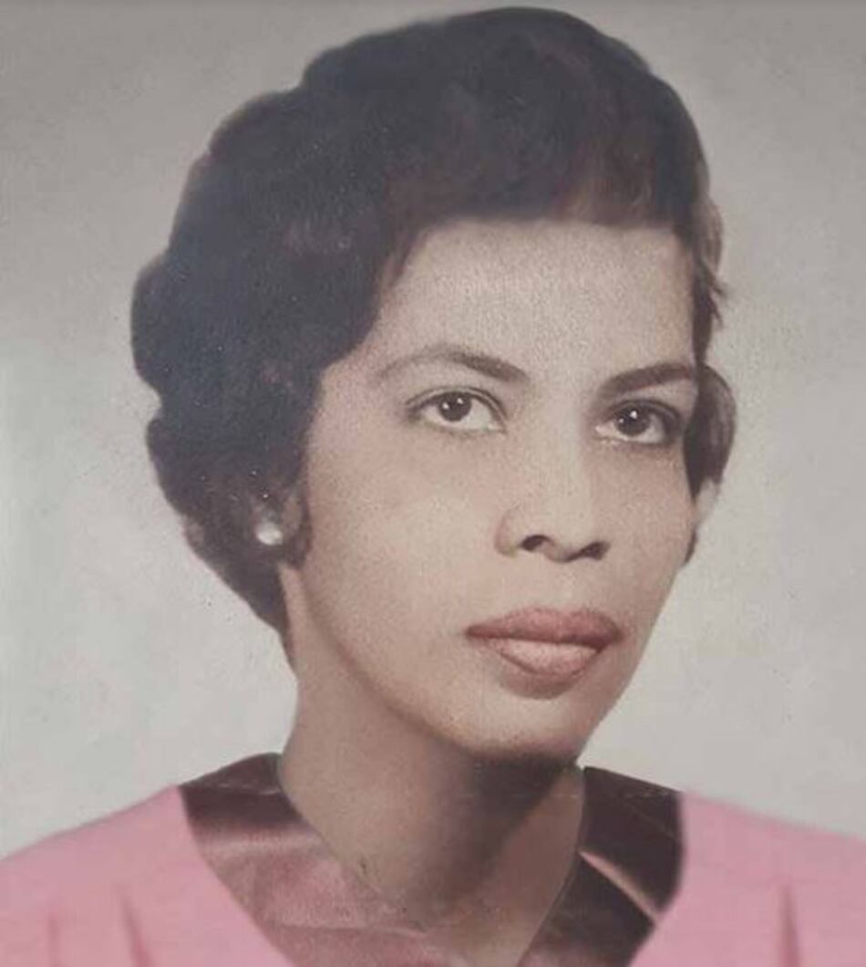 Prof. Rosada Guerrero de González descansa en paz