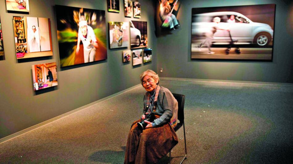 Anciana cautiva con selfis