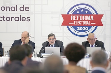 La primera sesión de la comisión que debatirá cambios a la ley 